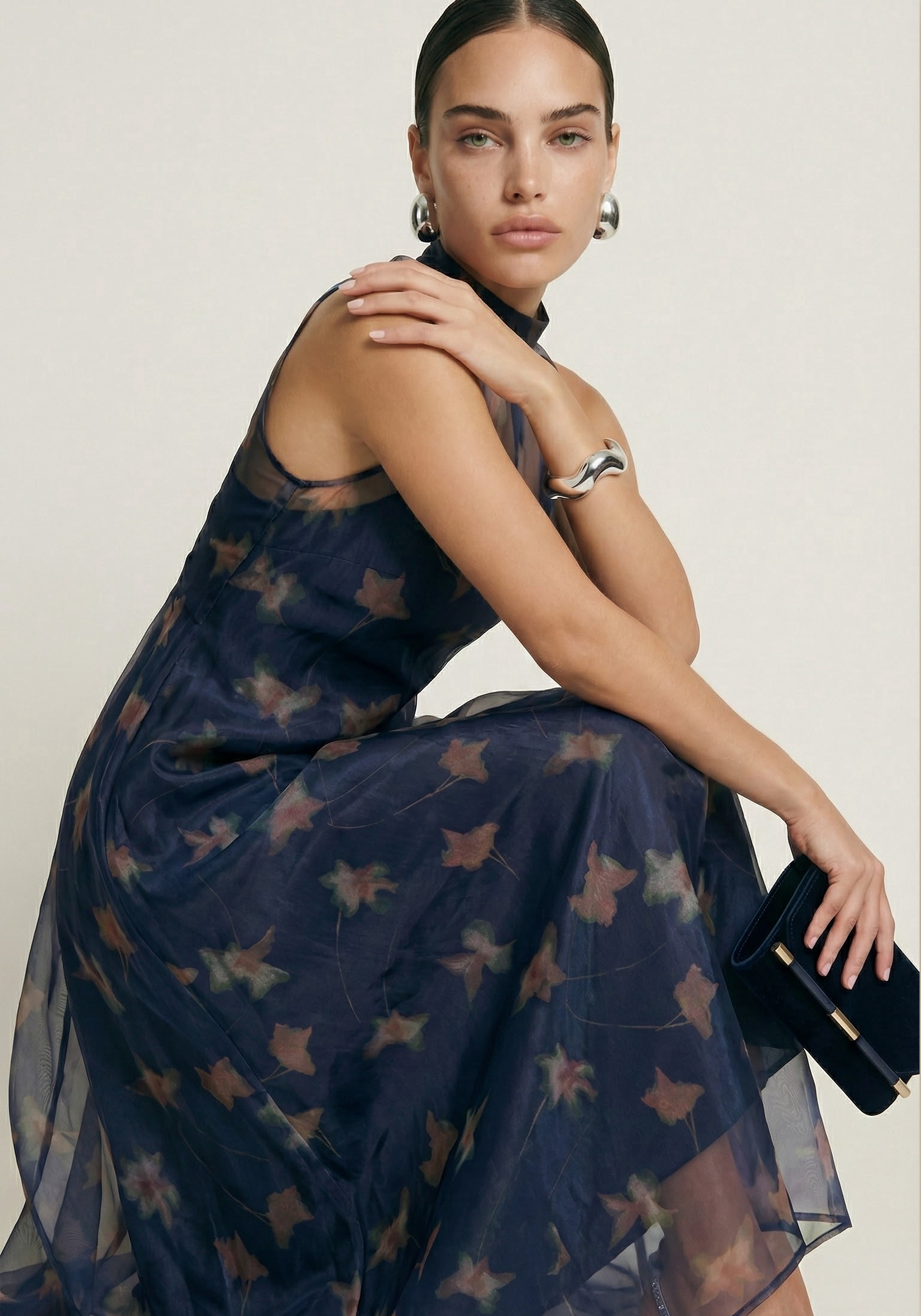 ted baker navy blue floral dress Ted Baker Navy Blue Fantasia Bodycon Halter Floral Dress (TB 2 or US 6 The Wandering Wardrobe Truck