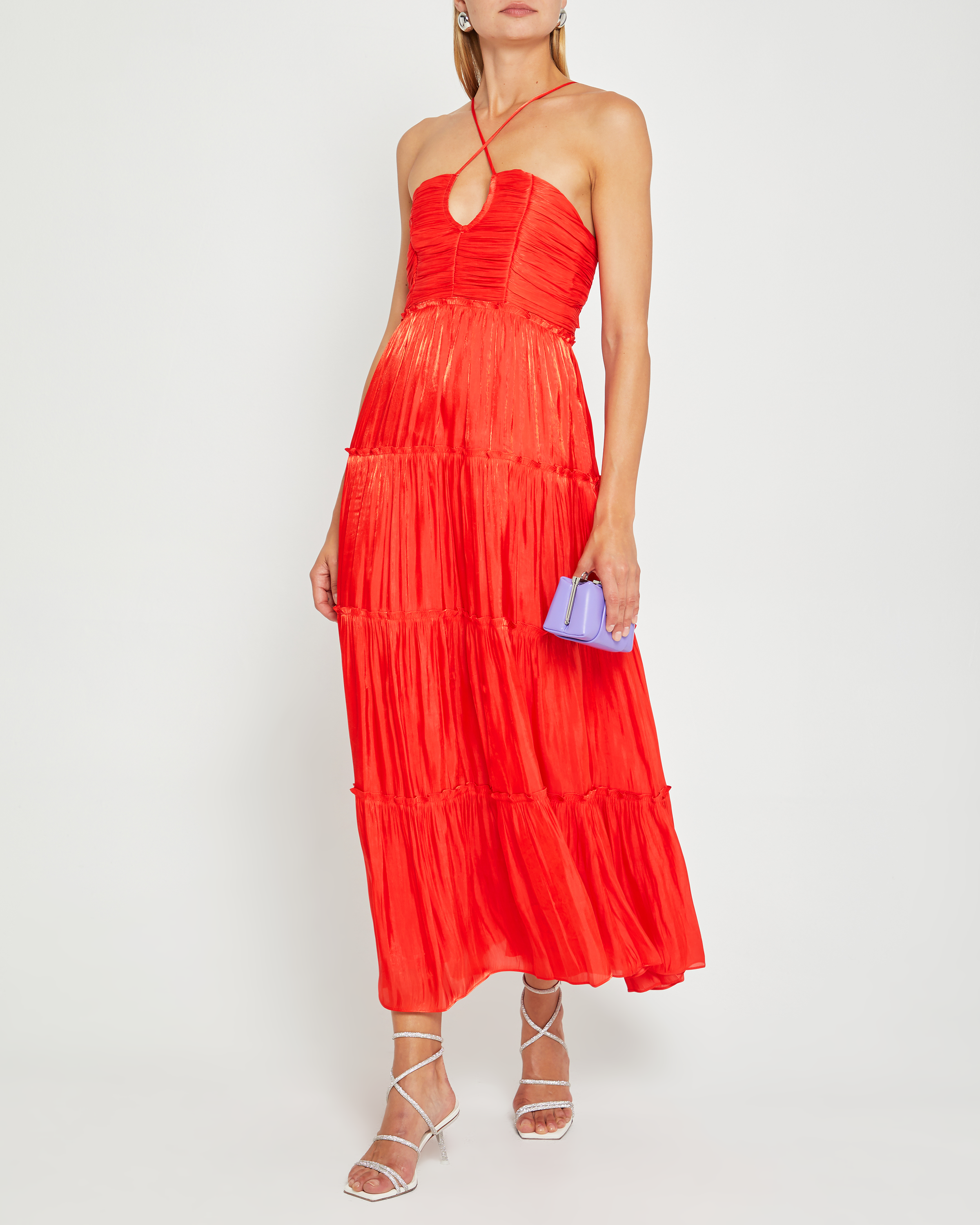 opt red dress Valentine's Date Night Outfit Fam, if you're looking to switch things up from the little black, pink or red dress, opt for a cute jumpsuit Swipefor more + an outfit breakdown