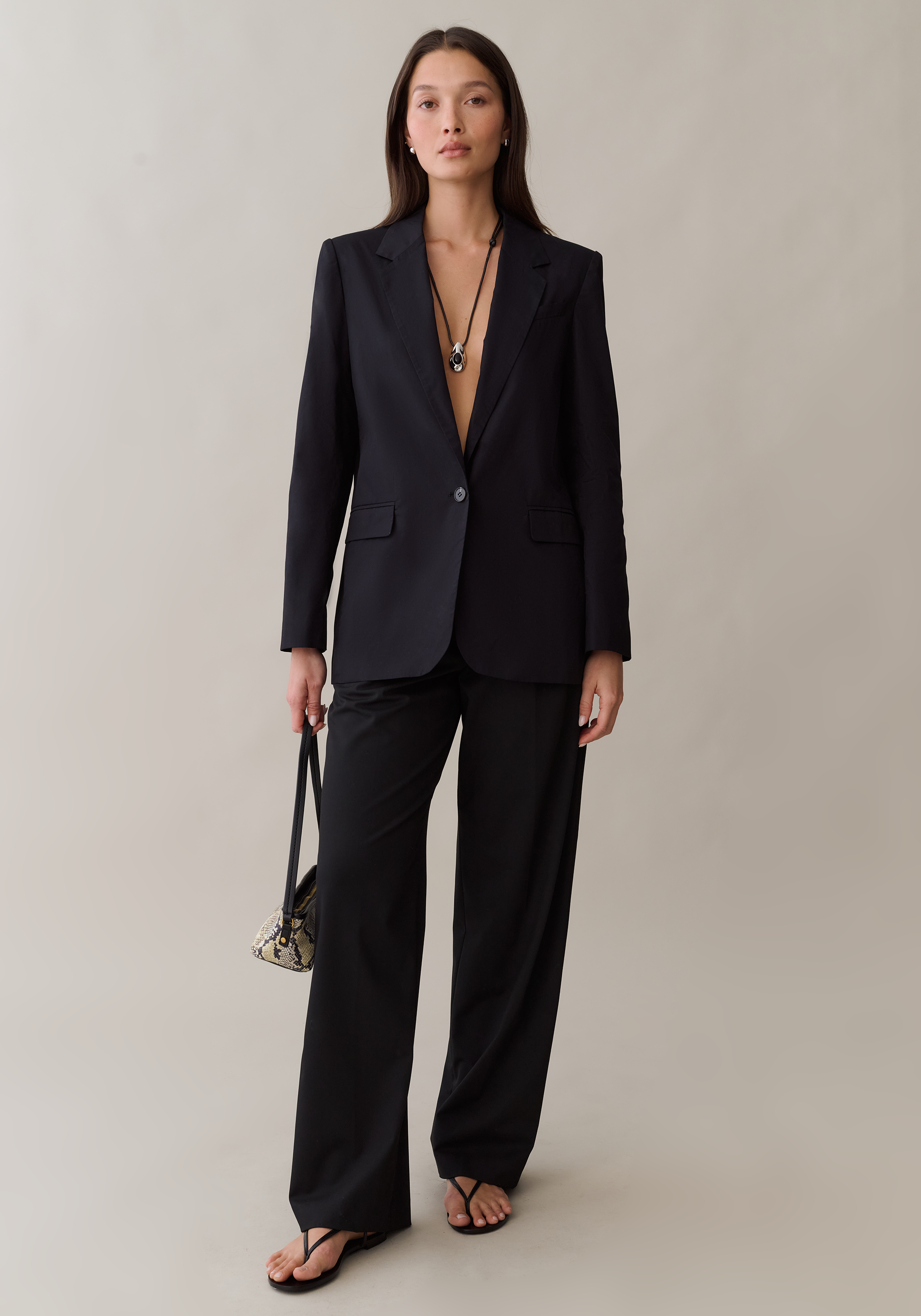 Manon Blazer
