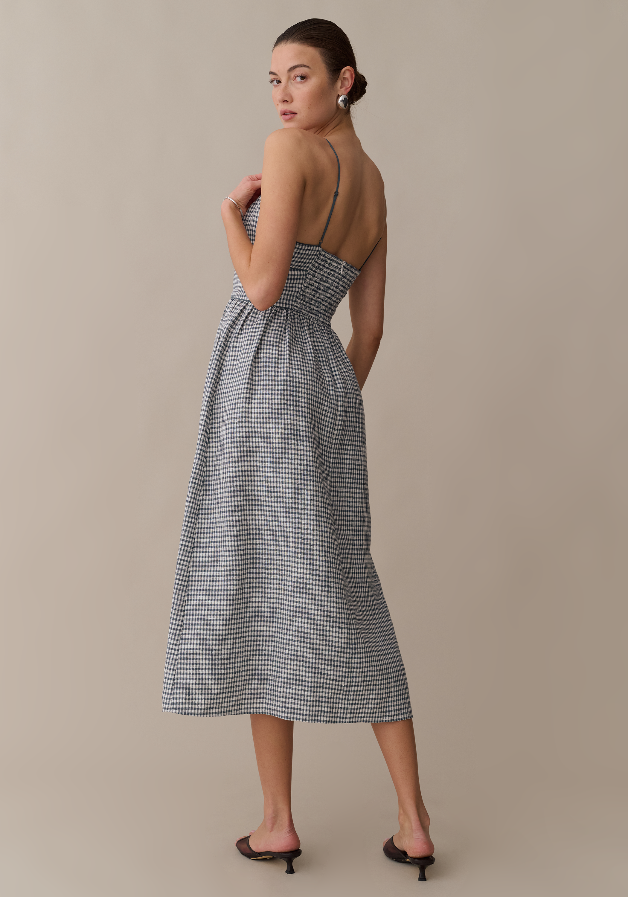 daria linen dress NWT Reformation Check Daria Linen Dress - Cornflower Blue - Size 6