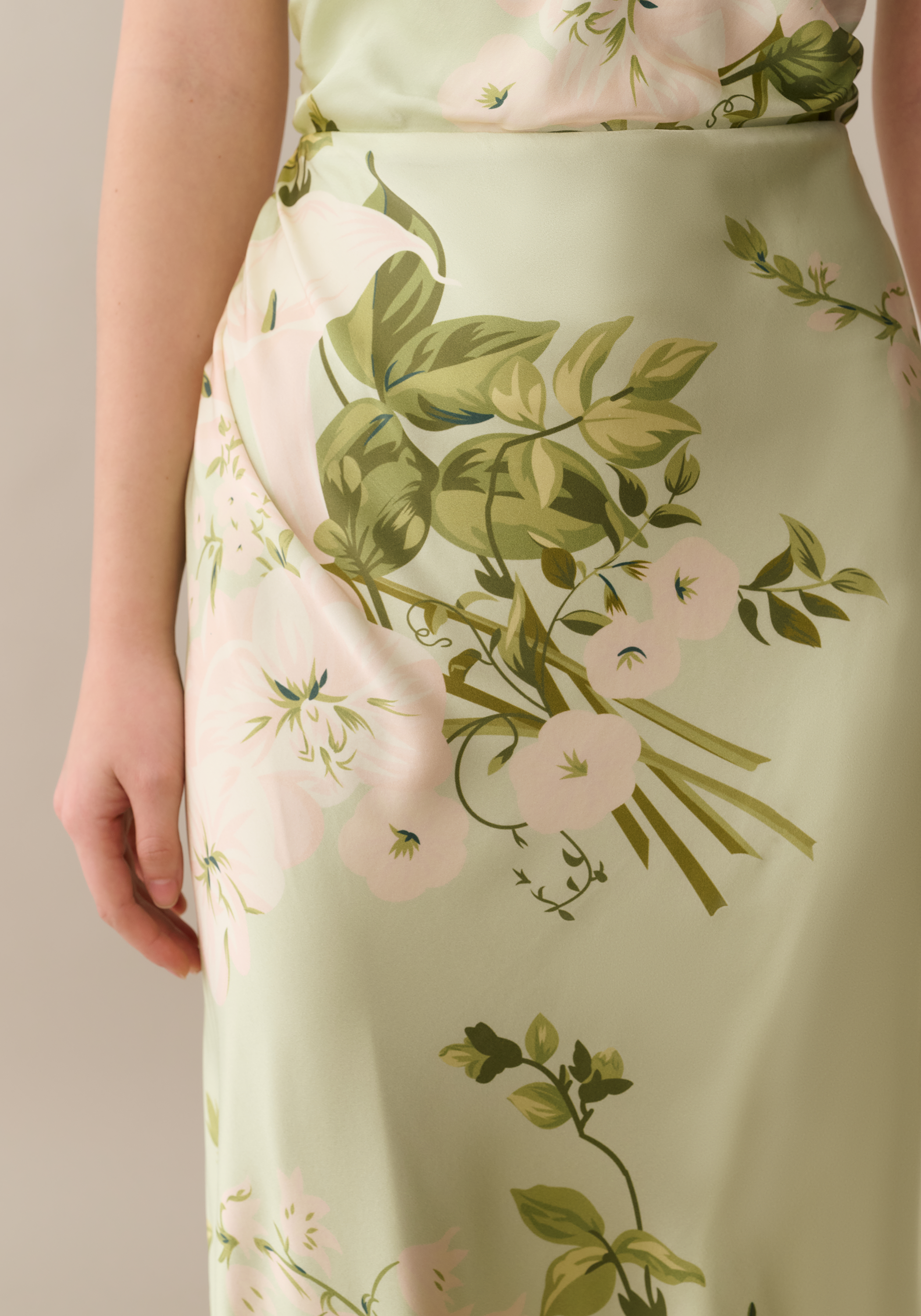 Few Moda | Roslyn Silk Dress - Mint Blossom / XL Few Moda | Roslyn Silk Dress - Mint Blossom / XL